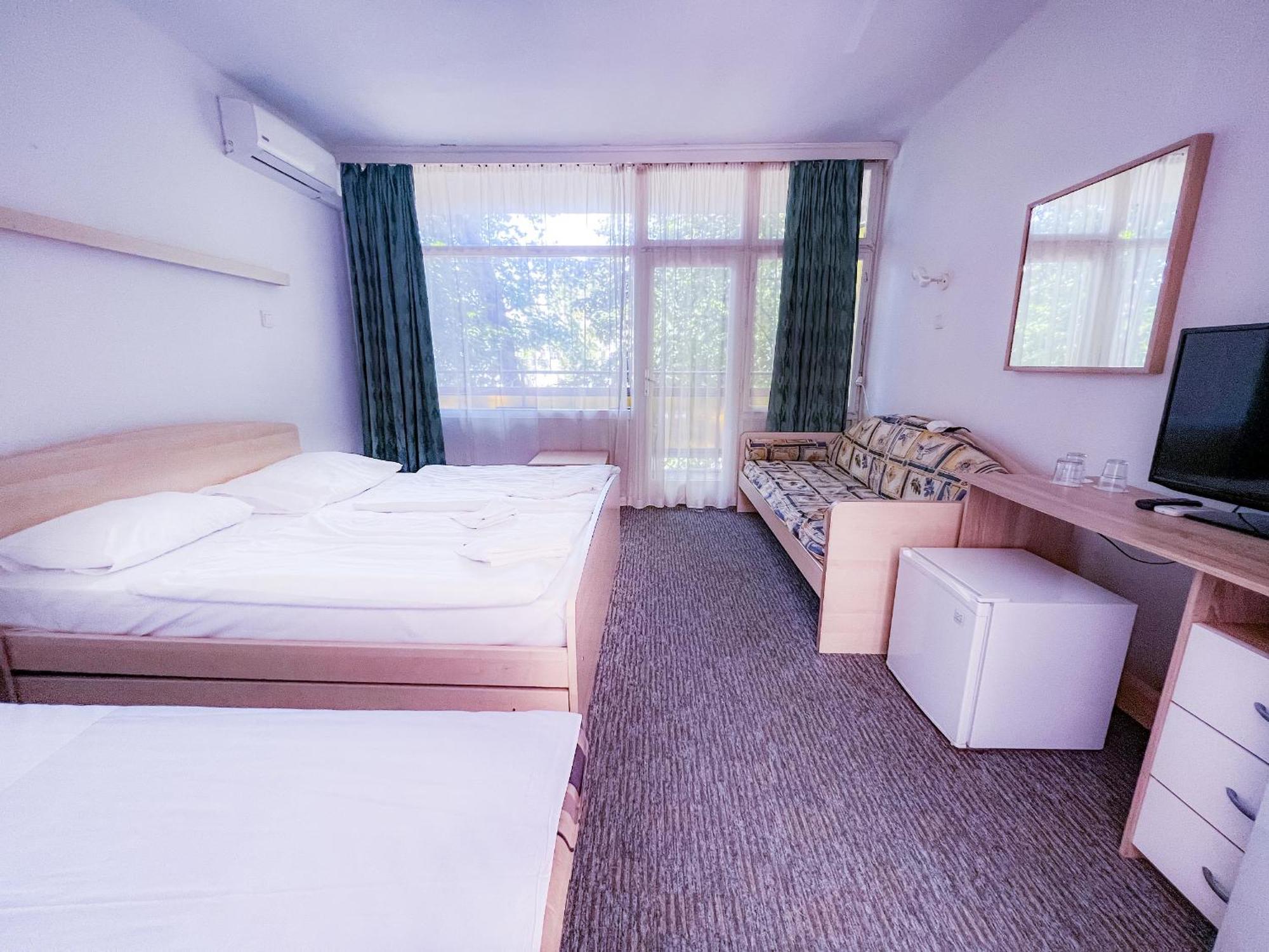 Ce Napfeny Hotel 시오포크 외부 사진